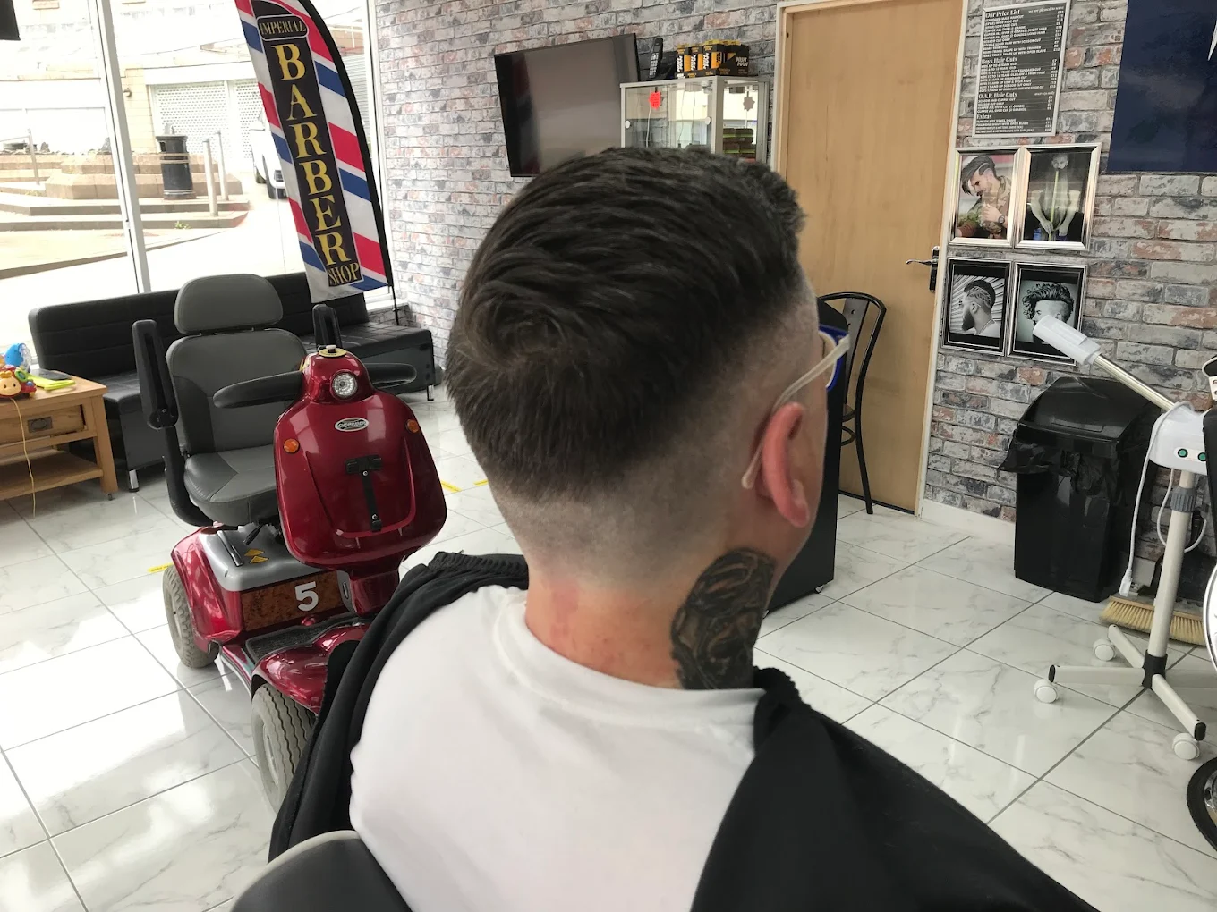 Imperial Barbers service